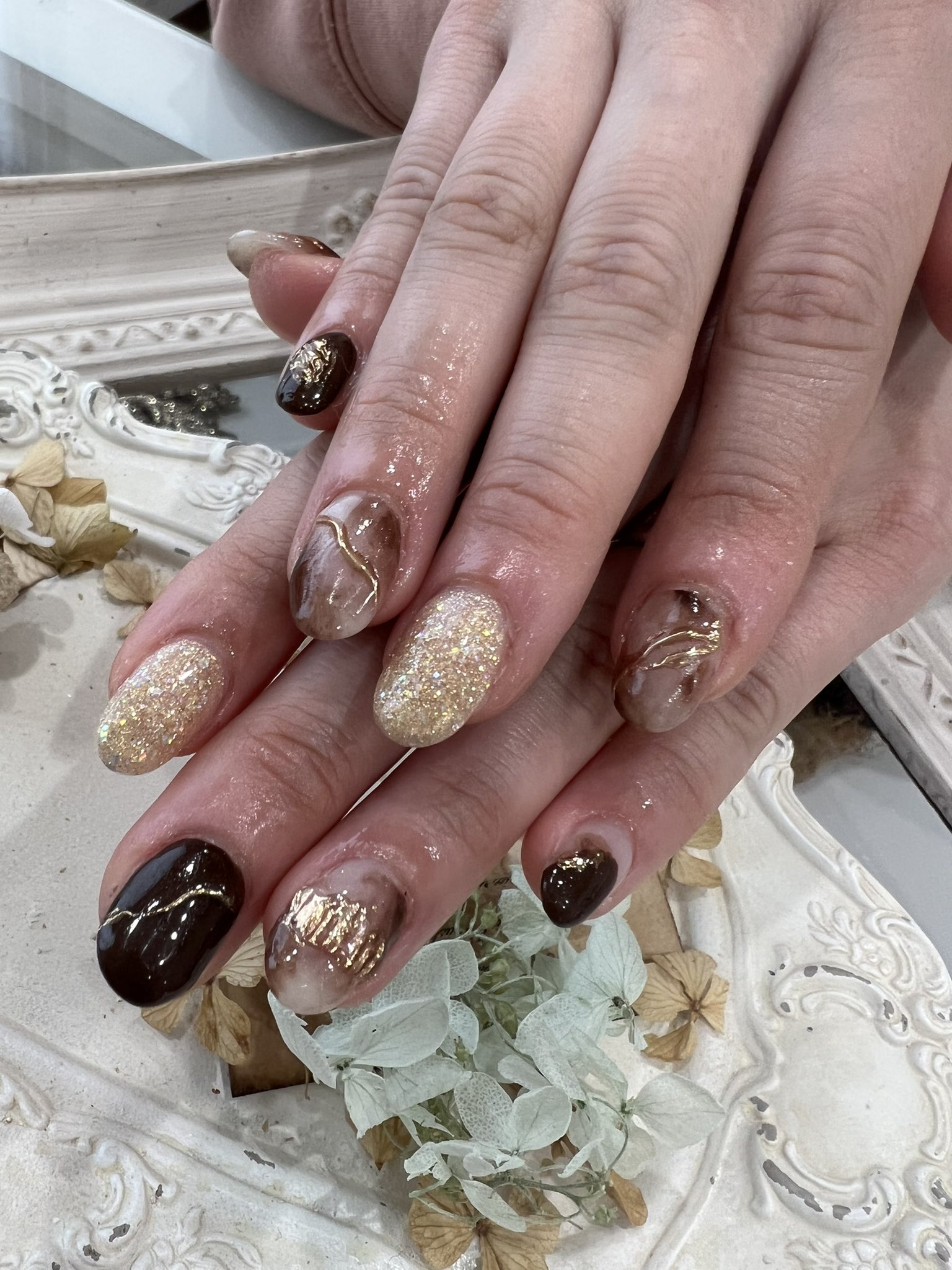 マツエク付け放題led ネイル 小山市ネイルサロン ジェル 小山市スカルプ ネイルサロン スカルプ ネイル ネイルデザイン シェルネイル シンプルネイル ネイリスト スカルプネイル ジェル Nailstagram Nailart Naildesign 冬ネイル 夜 営業ネイル