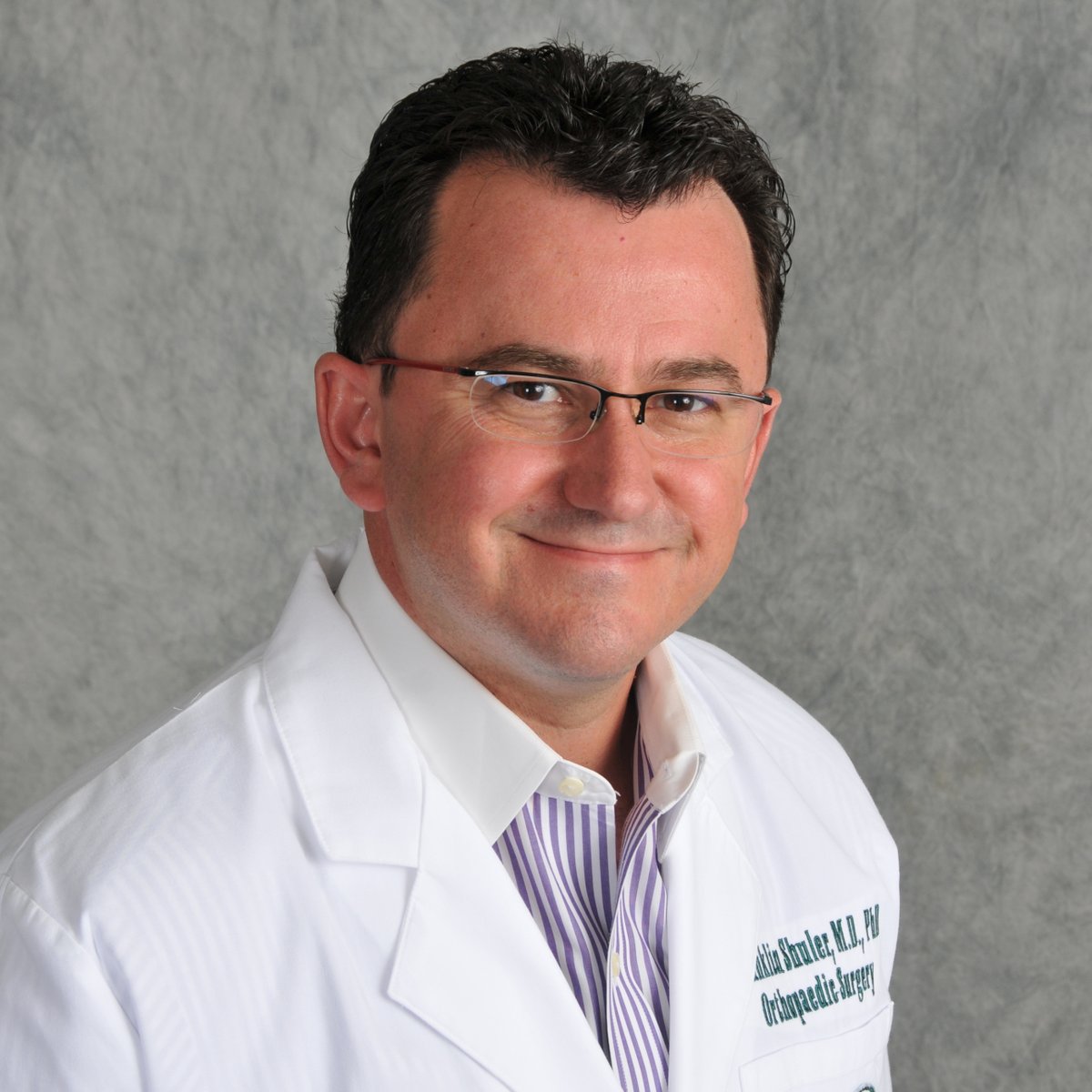 Marshall School of Medicine (@musomwv) on Twitter photo A medical student and former resident <a href="/MUSOMWV/">Marshall School of Medicine</a> pay tribute to the late Dr. Frank Shuler, his contributions to #research and dedication to mentoring the next generation of clinician scientists. Dr. Shuler passed away in 2021. <a href="/MUHealthOrtho/">Marshall Orthopaedics</a> <a href="/MJofMWV/">Marshall Journal of Medicine</a> #MJM mds.marshall.edu/mjm/vol8/iss1/… A medical student and former resident <a href="/MUSOMWV/">Marshall School of Medicine</a> pay tribute to the late Dr. Frank Shuler, his contributions to #research and dedication to mentoring the next generation of clinician scientists. Dr. Shuler passed away in 2021. <a href="/MUHealthOrtho/">Marshall Orthopaedics</a> <a href="/MJofMWV/">Marshall Journal of Medicine</a> #MJM mds.marshall.edu/mjm/vol8/iss1/…