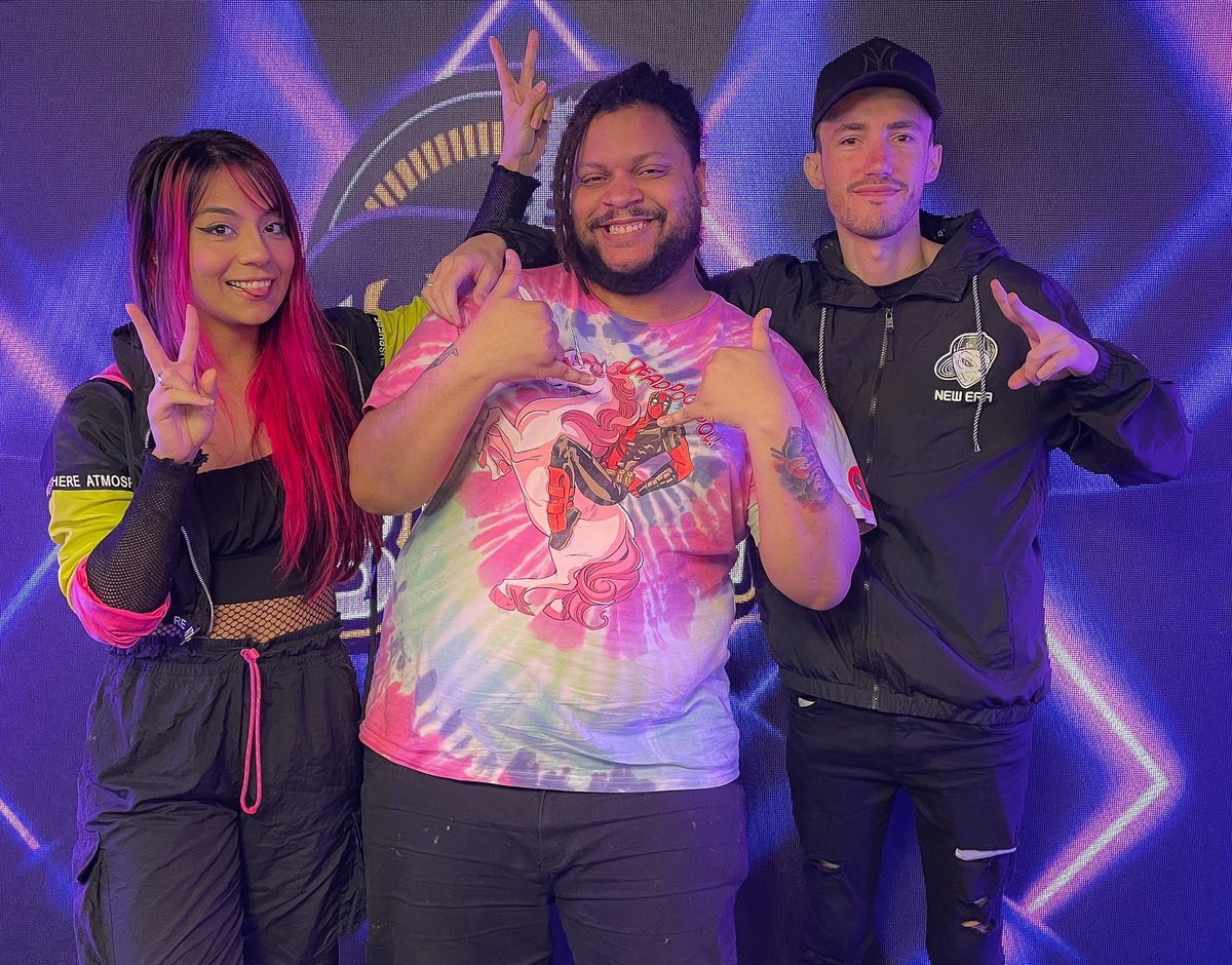 BezeCast's tweet photo. Está no ar o episódio incrível com o @kenharusame!!! 💜

Corre pra ver no YouTube 🔥 #BezeCast #WildRift https://t.co/H71eLIx4e2