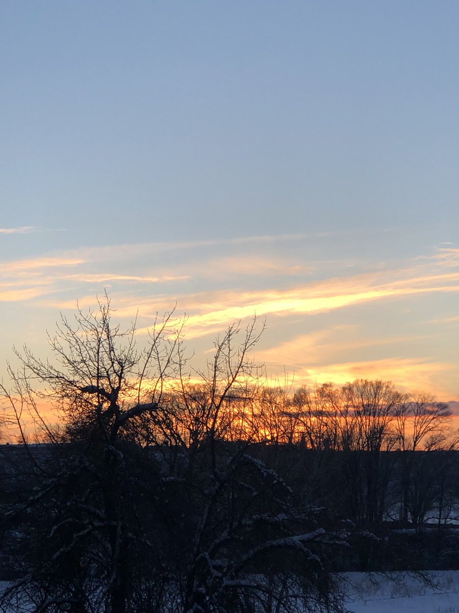 tiny2001_1999's tweet photo. #sunset #NorthernNM #Taos #NMTrue https://t.co/972AHIepl7