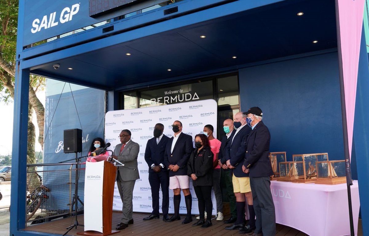 ⏱️Countdown to adrenaline-fuelled excitement🔥

<a href="/SailGP/">SailGP</a> returns to Bermuda May 14-15. Event organisers, partners and community stakeholders joined our CEO <a href="/charlesjeffers/">Charles H Jeffers II</a> to mark the 100-Days until the pinnacle sailing event  touches down in the Great Sound.