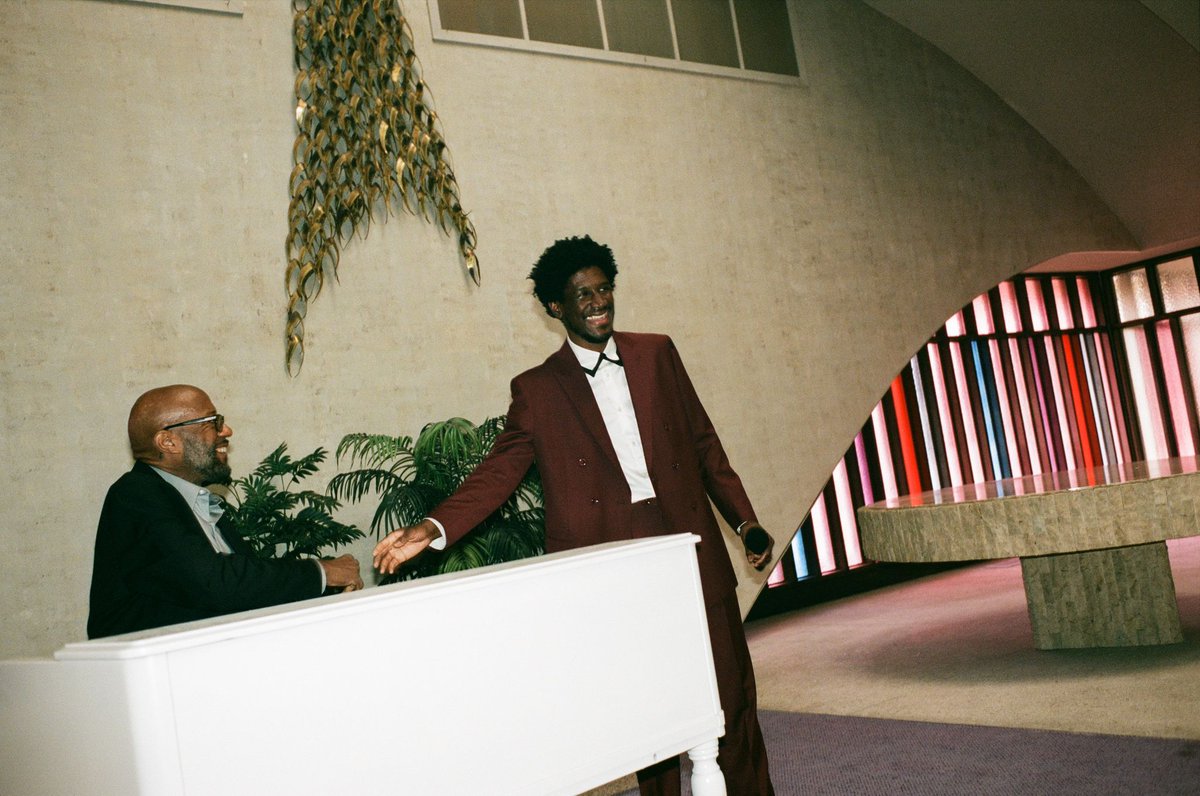 euphoriaHBO's tweet image. “i’m tired” + “yeh I fuckin’ did it” out now 
@labrinth lab.lnk.to/YIFDI_ImTired