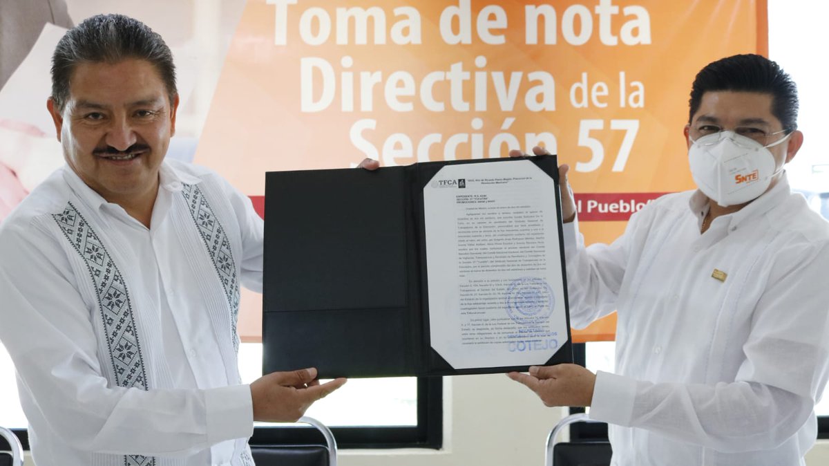 snteseccion57's tweet photo. #meridablanca 
#Seccion57 #meridayucstan
👉Entrega de Toma de Nota📜
Reafirmamos nuestro compromiso de servir🙋👨‍🏫🧑‍💻
#Seccion57 Directiva Seccional 

#TodosSomosUno 🙋
#Unosomostodos🙋 https://t.co/Yxlqp5wz87