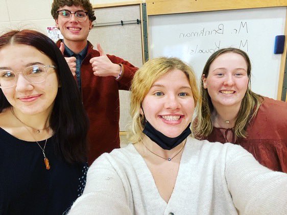 CF_CAPSEdu's tweet photo. 3….2….1….Blast Off!! Edu II associates are collaborating with @CFHSRocketClub this month to teach local 5th and 6th grade students about stomp Rockets! 🚀 Its been a great opportunity for consulting, collaborating and teaching! Bravo!👏 #everystudenteveryday #tigerpride #STEM https://t.co/wDwVdDc21Q