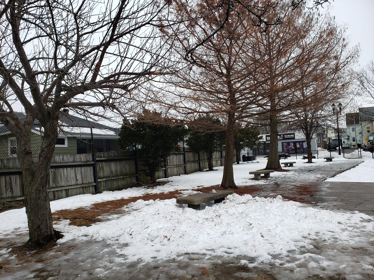 MaEverett's tweet photo. Snowy Chelsea Street temporary Dog Park. Chelsea Street between Cabot and Spring Street, Everett, MA. https://t.co/lQb7Bd3MWl