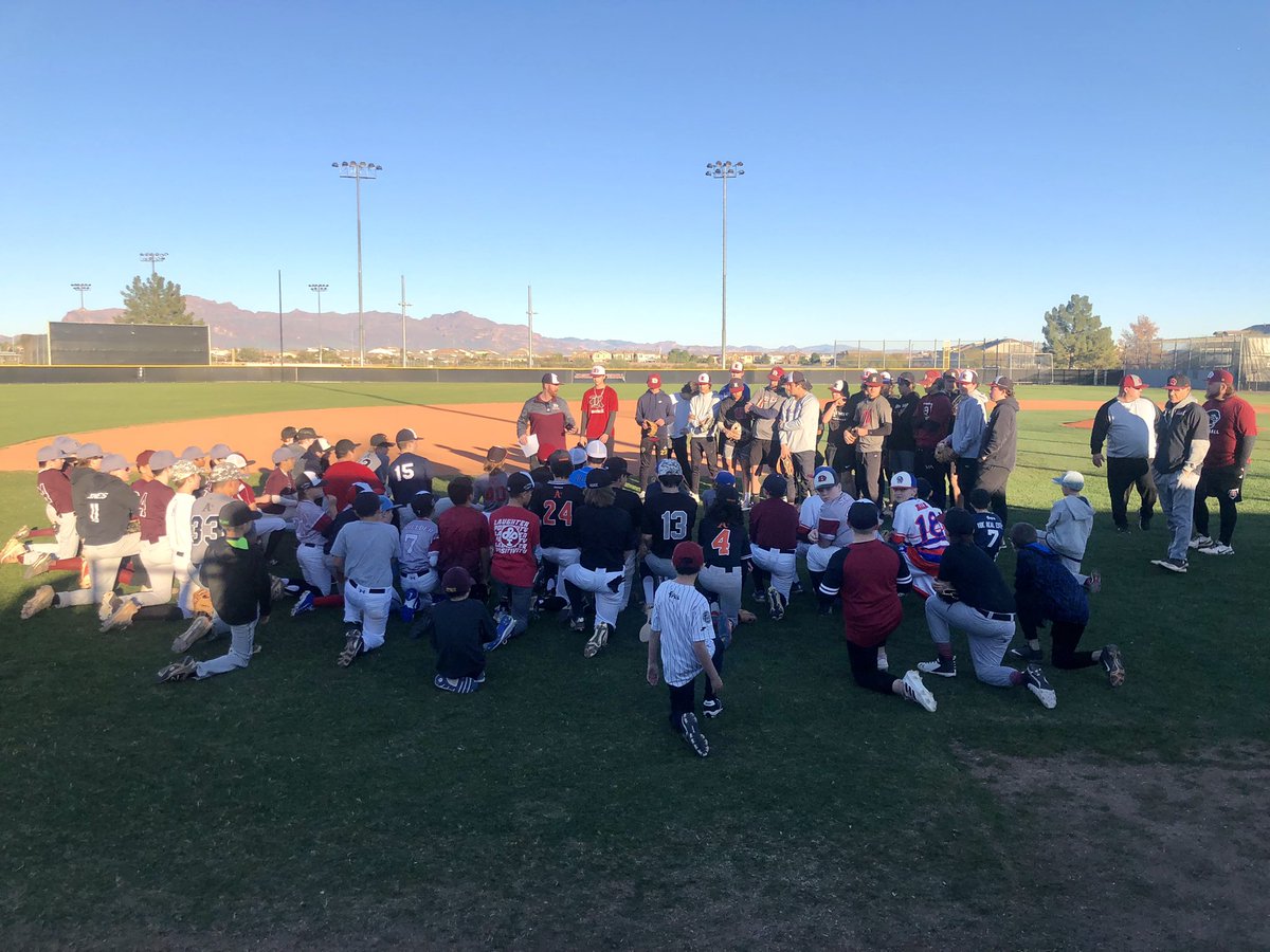 blunt_jamie's tweet photo. Jaguars Spring Training Camp!! Thanks @Coach_Ponce for putting this on, the boys were stoked to be on the big field. #GoJags #DRBaseball https://t.co/QiYD7SvcNP