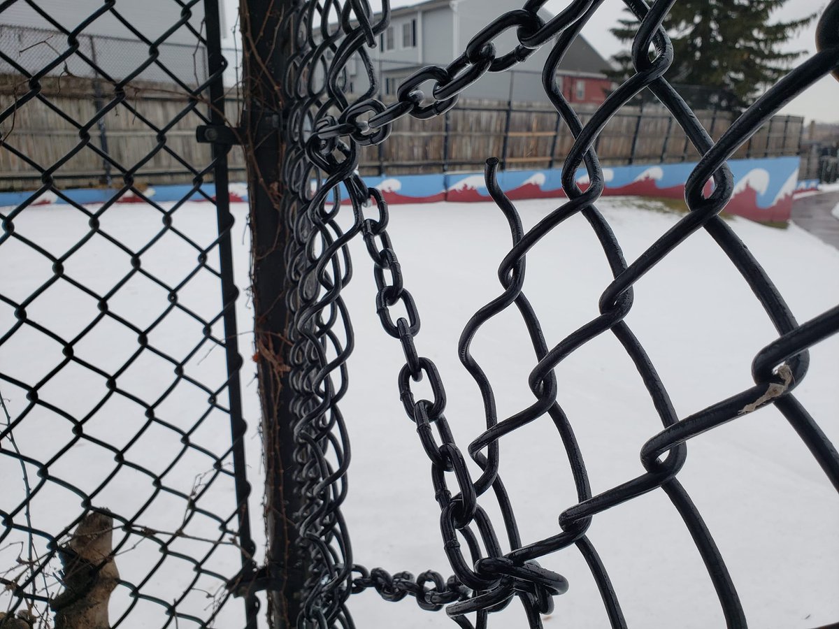 MaEverett's tweet photo. Snowy Everett Veterans Memorial Stadium. View from Chelsea Street Park. Everett, MA https://t.co/T4i4jUt4ty