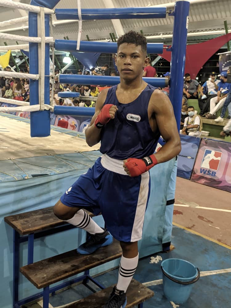 INDEM (@indem_oficial) on Twitter photo ✅ TRIUNFO DEL CHIPI
Nuestro atleta Javier Tineo ganó su combate y avanzó a semifinales en la división de 60 kg en Juegos Deportivos Nacionales 2022
Aseguró medalla para Monagas
¡Vamos Monagas!
@GobMonagas_
<a href="/ErnestoLunaPsuv/">Ernesto Luna G.</a>
@ANAFUENTES_PSUV
<a href="/Bigju21/">Julio Rausseo</a> ✅ TRIUNFO DEL CHIPI
Nuestro atleta Javier Tineo ganó su combate y avanzó a semifinales en la división de 60 kg en Juegos Deportivos Nacionales 2022
Aseguró medalla para Monagas
¡Vamos Monagas!
@GobMonagas_
<a href="/ErnestoLunaPsuv/">Ernesto Luna G.</a>
@ANAFUENTES_PSUV
<a href="/Bigju21/">Julio Rausseo</a>