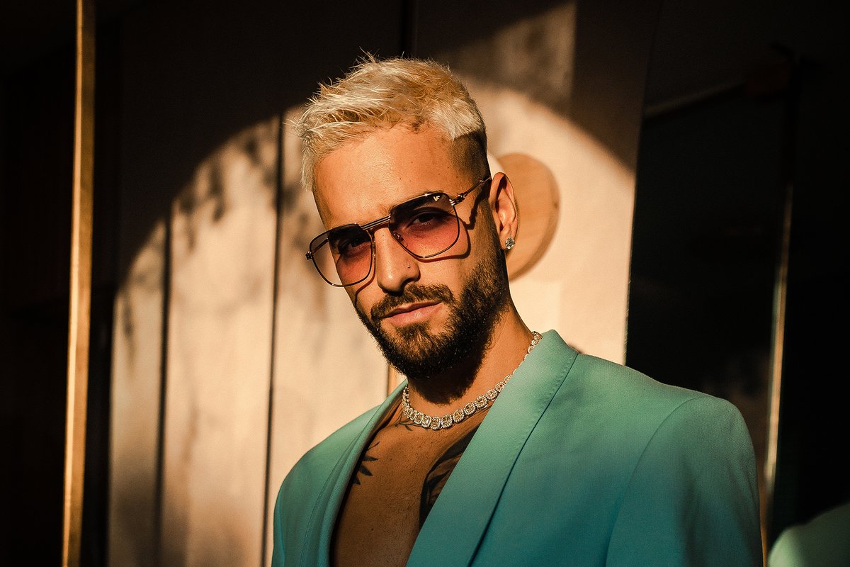 the_tunesclub's tweet photo. Maluma forgot lyrics while singing duet with Jennifer Lopez for Marry Me
Maluma has confessed he forgot the lyrics while performing a song with Jennifer Lopez for a key scene in Marry Me.
#Maluma #JLo #newstoday
Source: #yahoolife https://t.co/73Dqewz8Kn