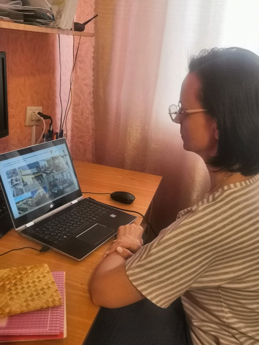 #НацпроектОбразвание 04.02.22 стартовала серия онлайн семинаров для руководителей Центров #ТочкаРоста. Сегодня более 2000 руководителей Центров принимают участие в первом из них. В ГБОУ СОШ с. Ольгино м.р. Безенчукский Самарской области Центр был открыт в 2019 году.