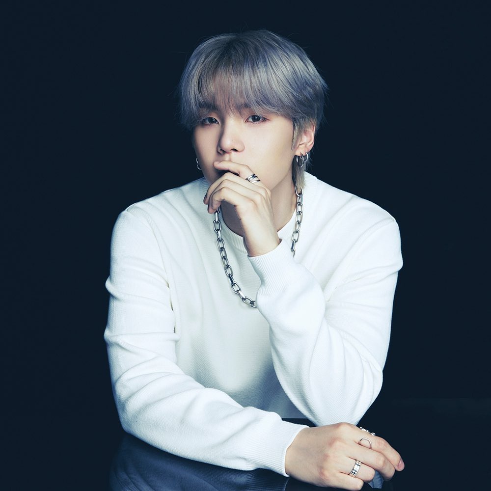 _tinnna's tweet photo. @agustd93meow_ @BTS_twt https://t.co/V8JKdWBtqB