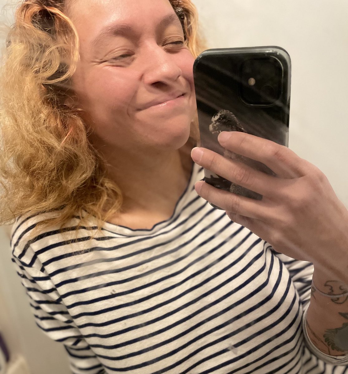 DanielsAmigos's tweet photo. Here’s a tired selfie of my lame face and my faded red hair. I haven’t dyed it since the day before my sisters wedding. Anyways I’m a potato. 

Let me see your faces! Or ignore this tweet. https://t.co/KI0QCNeJAe