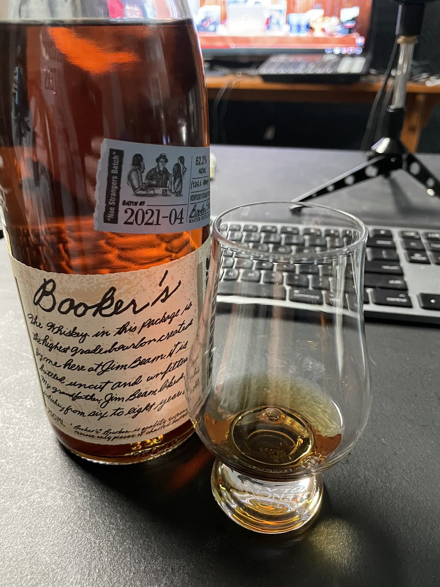 Whiskynosesmoke's tweet photo. Thirsty Thursday! #whiskey #bookers #proofy #bourbon https://t.co/aXwk2e6uJP