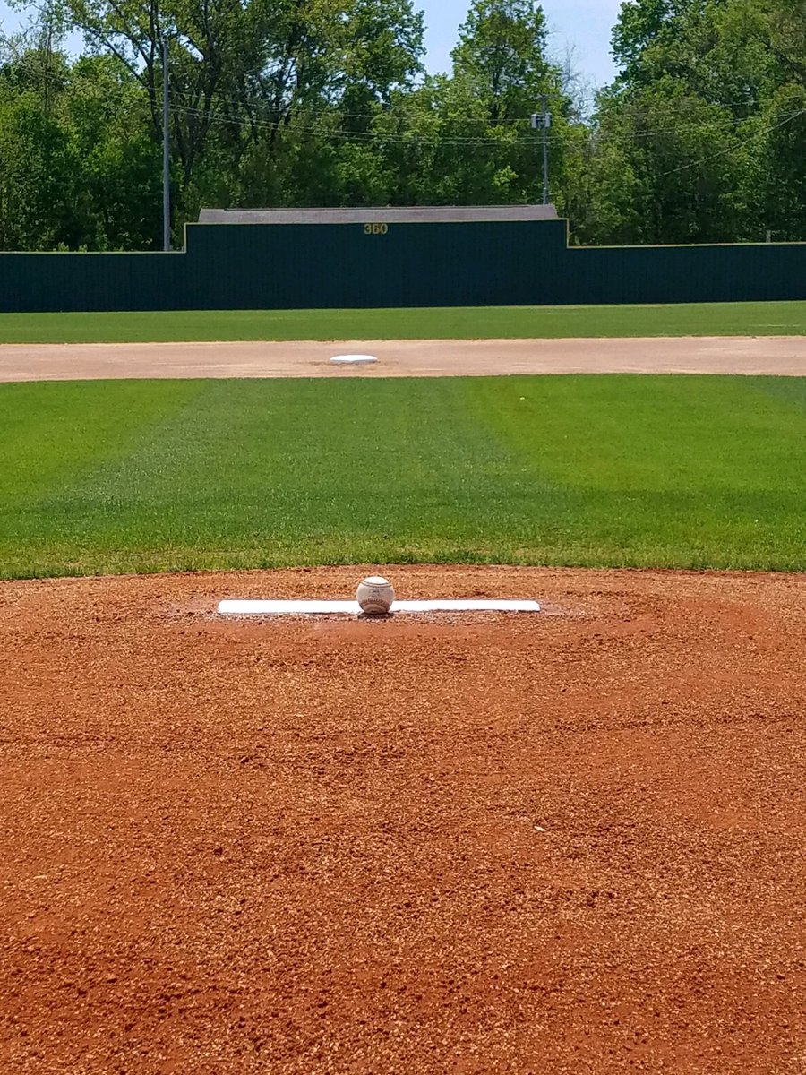 Clarksville High School (Clarksville, Tennessee) #GoWildcats <a href="/ClkHighBaseball/">CHS Wildcat Baseball</a> @TNBballRprt @PBRTennessee <a href="/TBCAorg/">Tennessee Baseball Coaches Association</a>  <a href="/CoachRobo2B/">John Robichaud</a> <a href="/ESPNClarksville/">ESPN Clarksville</a> <a href="/tssaa/">TSSAA</a> #HsBaseballFields