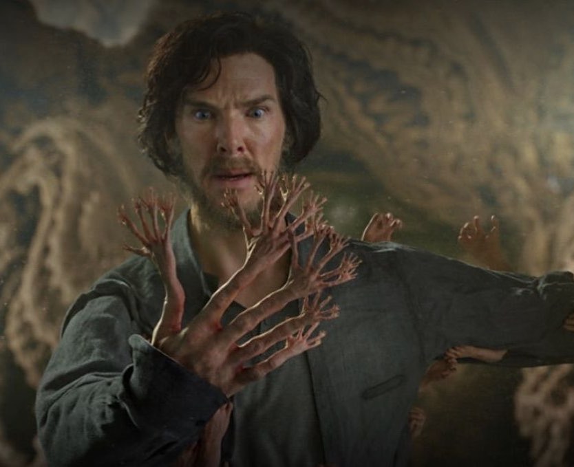 доктор стрэндж руки после операции. агамотто доктор стрэндж фильм 2016. доктор стрэндж руки. доктор стрэндж мультивселенная безумия. доктор стрэндж иного рук.