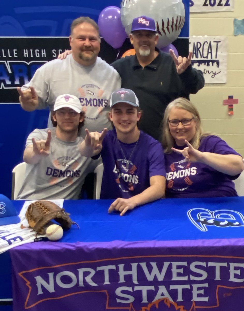 coachholochuck's tweet photo. The Demons are getting a dude… Congrats Tyler Bryan. The future is bright!!! https://t.co/sW793ywwEE