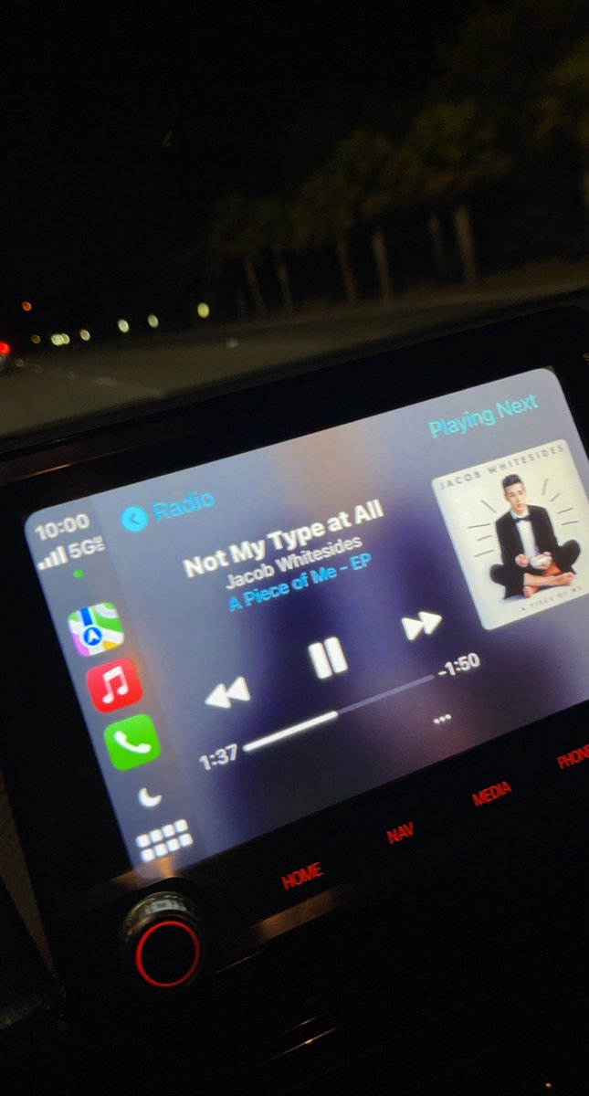sinfuljacob's tweet photo. @JacobWhitesides  throw back 🥺🥰 https://t.co/UEhxZtsaoe
