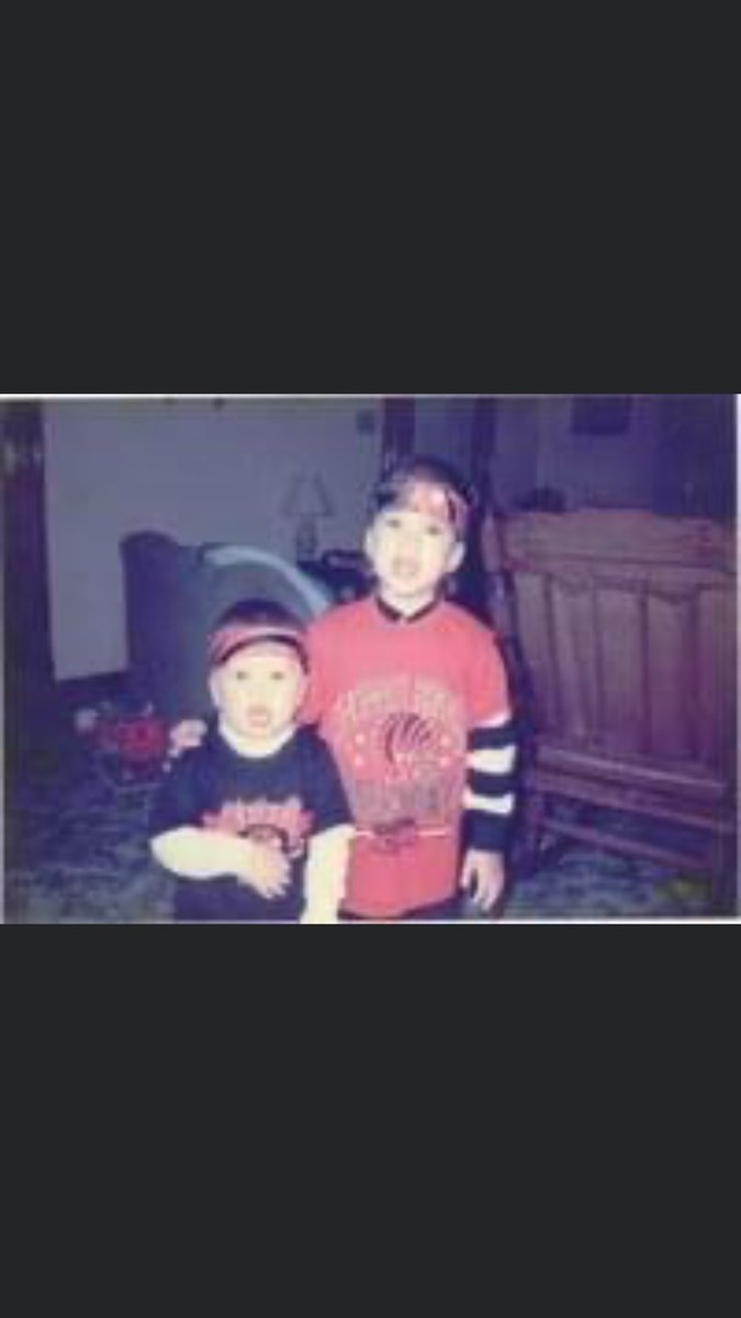 hrpepper's tweet photo. @JimIrsay My husband and his brother are LOUD die hard Bengals fans! I’ve listened to them discuss so many historical Bengals moments. We even planned our wedding around the Bengals bye week in 2013. I would love for them to have the opportunity to go! https://t.co/dpmwNpzsUQ