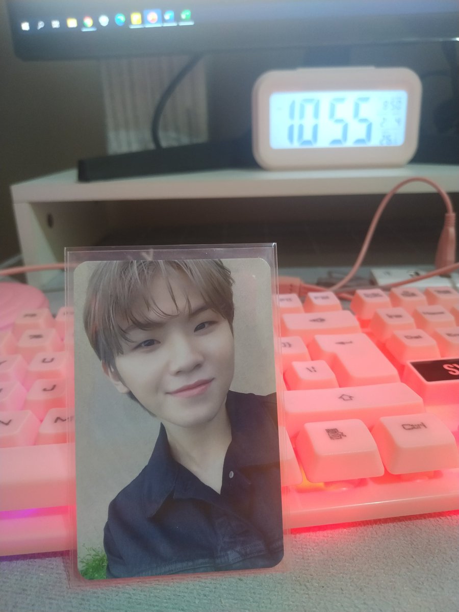 gaiiil_25's tweet photo. { #eybimails } ( ॣ•͈૦•͈ ॣ)

Happy friday talaga sa akin kasi umuwi 'tong napakalakas na sparks na pc ni Uji 😭 thank you @bangtanfetch for the smooth transaction! More budols to come uwu 🥰 https://t.co/iOWmlhR61P