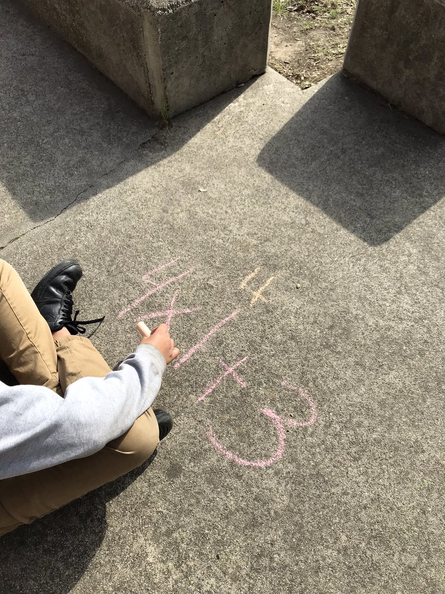 RaineyTeacher3's tweet image. Beautiful day to take math outdoors. @rcsdsargeant #orderofoperations
