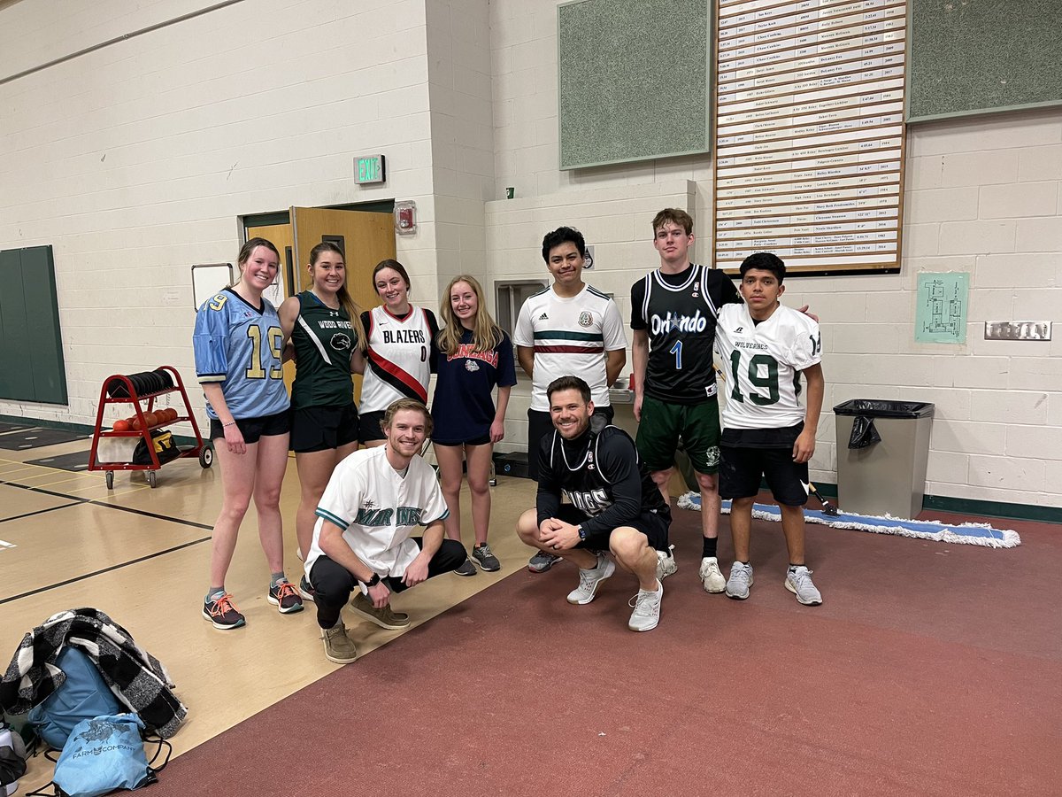WoodRiverTrack's tweet photo. Jersey Thursday 😤 #WRTF #MtnTough https://t.co/SlxcqTbmkG