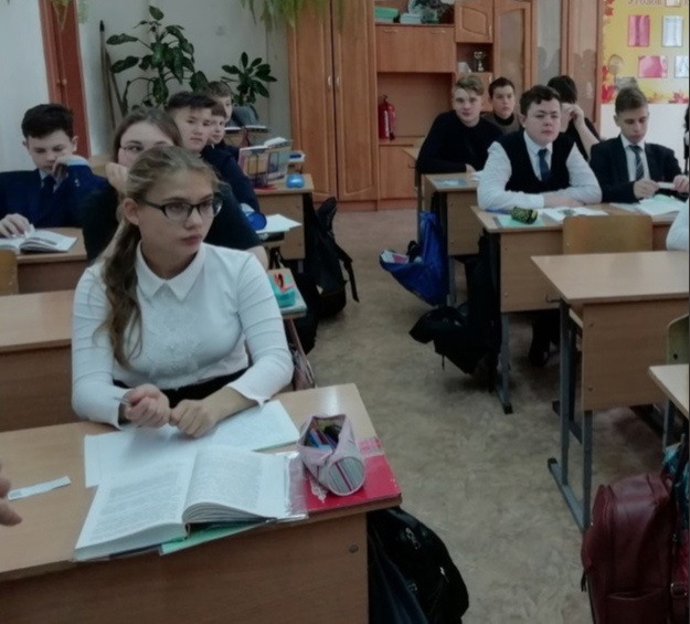 дистант в школах москвы. какие школы ушли на дистант. школы уходят на карантин. какие школы ушли на дистант. дистант в башкирии.