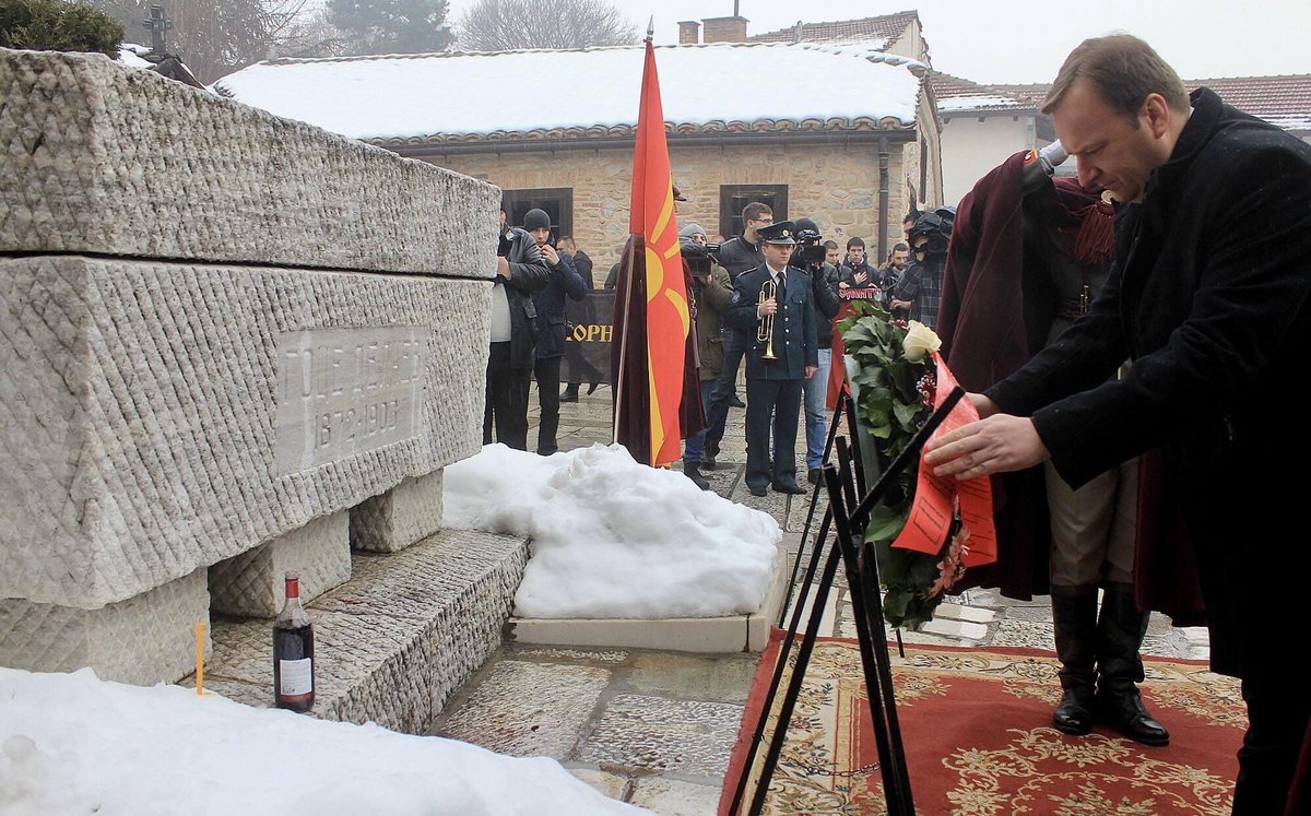 EmilDimitriev's tweet image. Ретки се личностите кои вечно влијаат на процесите.
Вечна слава великану…