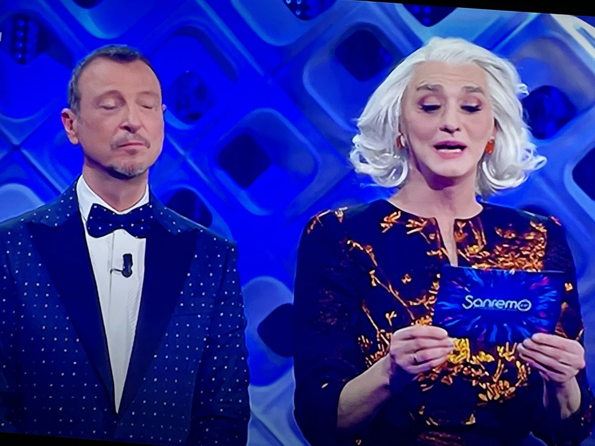 AnnaPompole's tweet photo. Immaginatevi solo un momento quelle due povere vallette che stasera e domani saranno sul palco di Sanremo… la storia è già stata scritta, grazie Drusilla @Drusilla_Foer https://t.co/731b4hAJAG