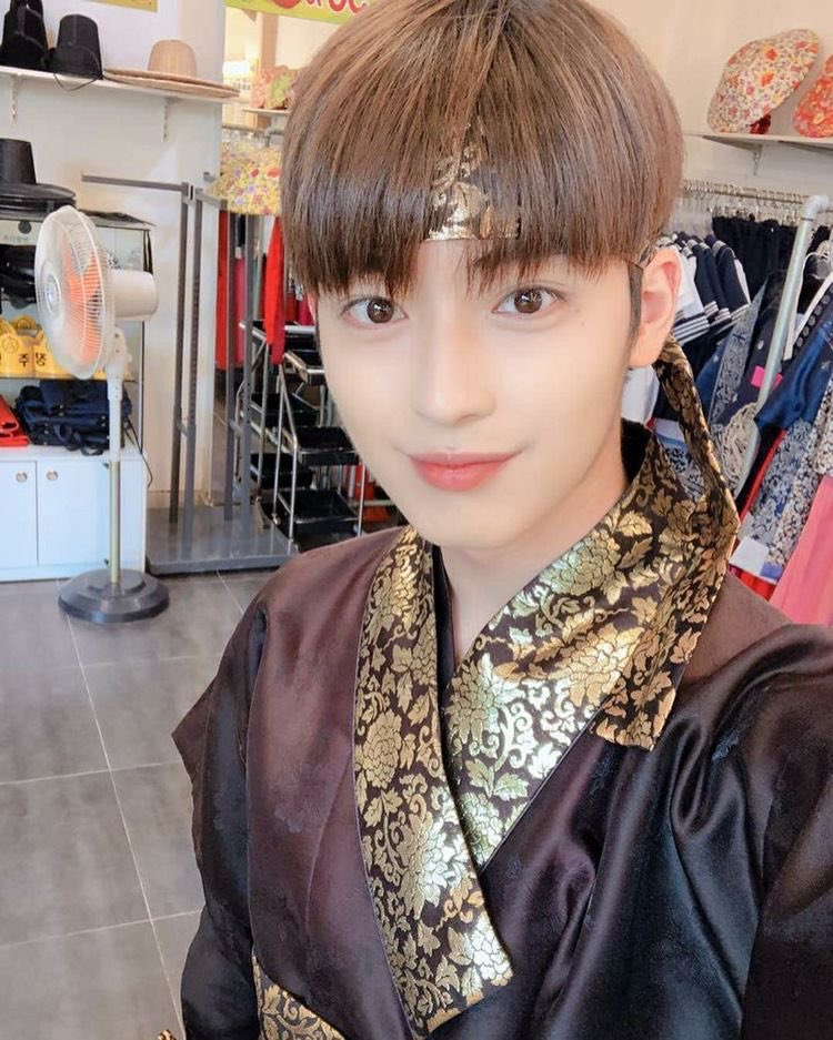 theb_0612's tweet photo. Happy Birthday Junseop 🍪
@JJun2_official
#HappyJunseopDay
#OurActorJunseopDay
#JUNSEOP https://t.co/XT61RCpssX