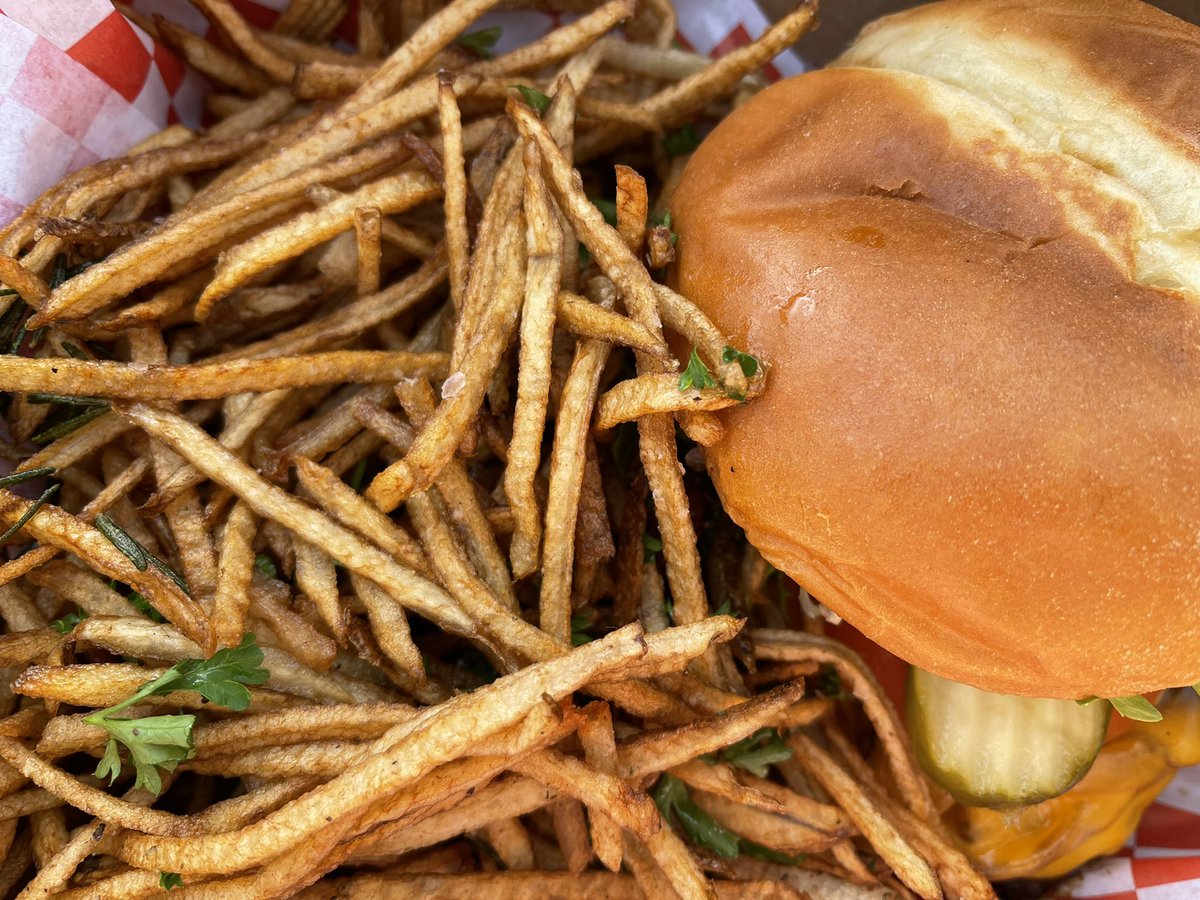 Best shoestring #fries in town.