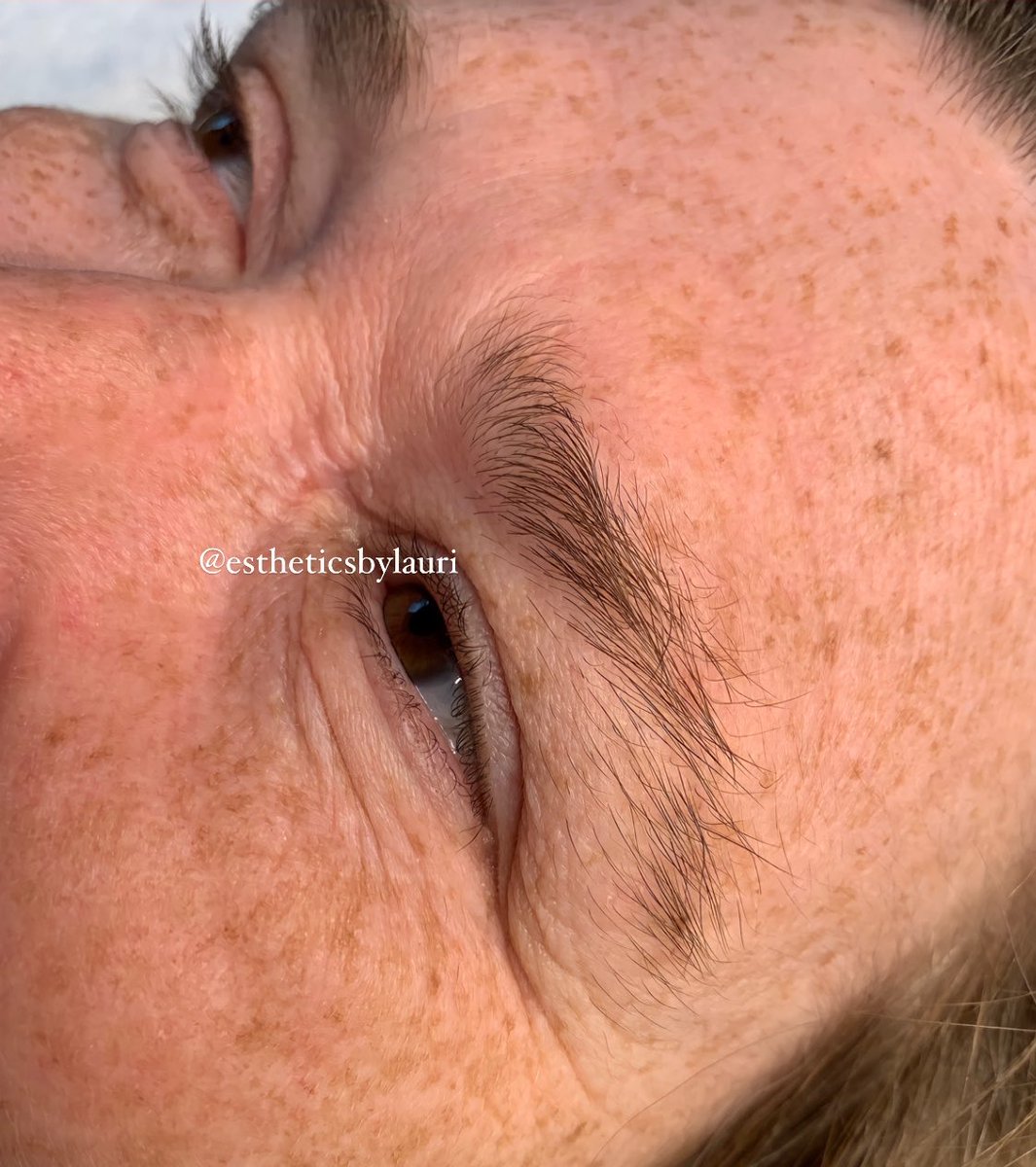 estheticslauri's tweet photo. 1/2 before/ after eyebrow shaping on my lovely mother who suffers from bells palsy. bells palsy is the sudden weakness in the muscles on one half of the face, because of this the eyebrow on her left side grows unruly. she has been hesitant on letting me do any facial waxing- https://t.co/3XV7V5HFtJ