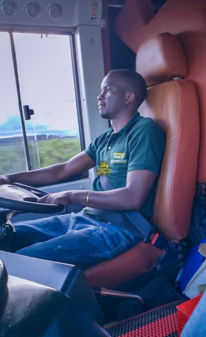 BusWorldTZ's tweet photo. It's Friday ๐ฅ
๐ T 837 DXH
#JacobHighClass
#busworldtanzania
David ๐ธ https://t.co/CIgGdKcQU5
