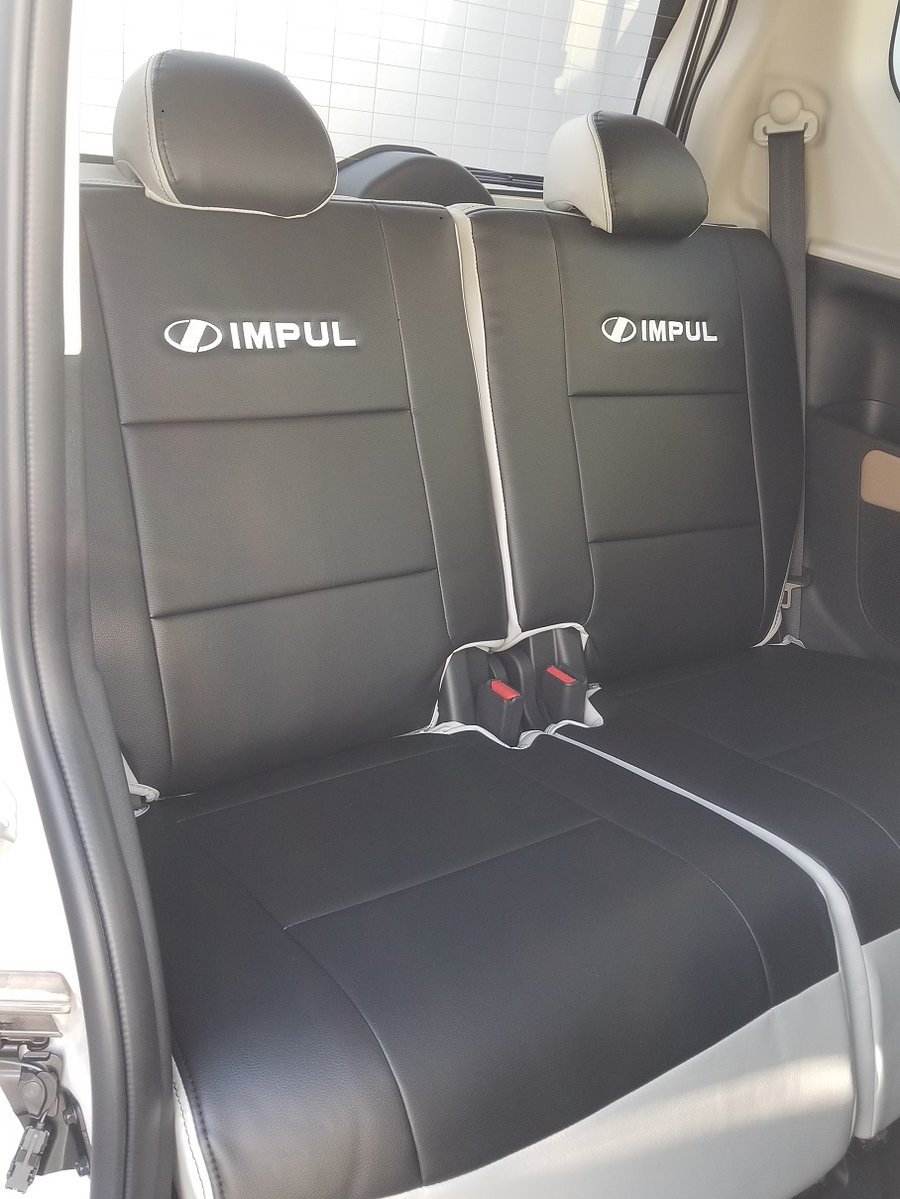 Prince_Kochi's tweet photo. ご好評いただいているルークスのIMPLE仕様車に、専用シートカバーがつきました!ルークスの内装に合う黒×オフ白のカバーに『IMPLE』のロゴが映えます!!
中も外もIMPLE仕様になって、ますますカッコよくなったルークスをぜひご覧ください😆安芸支店に展示中🚗
#IMPLE
#インパル
#ルークス
#カスタム https://t.co/i2SV1lOEh3