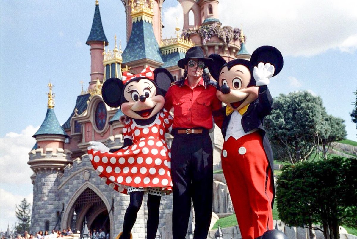Michael Jackson at Disneyland Paris, 1992