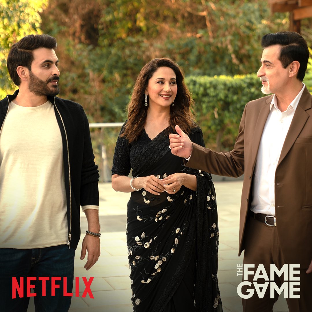 Dharmatic_'s tweet photo. Stardom aur fame ke peeche ke raaz kabhi na kabhi bahar aa hi jaate hai. Jaanne ke liye dekhiye ‘The Fame Game’ series premiere 25th February, only on Netflix. #TheFameGame #TheFameGameOnNetflix 

@NetflixIndia @karanjohar @apoorvamehta18 @NewYorkSri @MadhuriDixit @somenmishra0 https://t.co/zx6TGbH2kZ