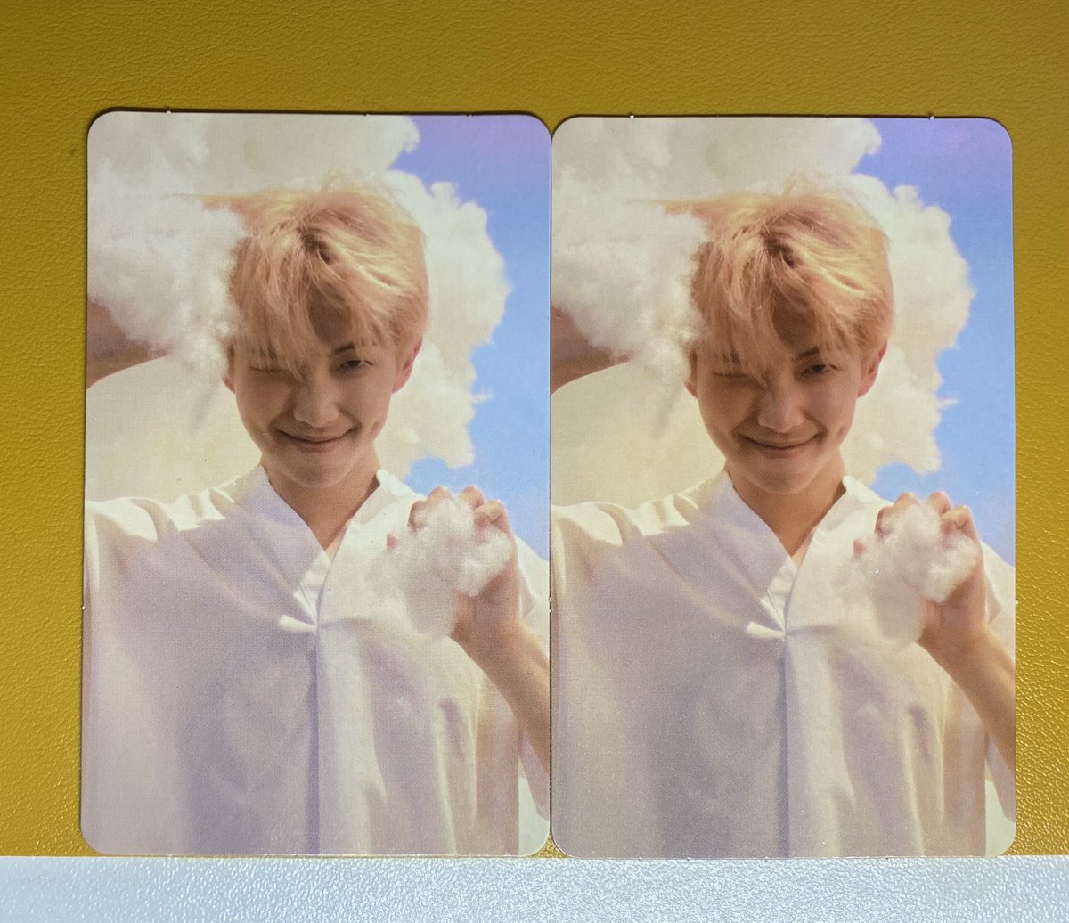 rmsubmits's tweet image. help me out !! huhu

both papels are official ba or not? i mean they have the same stem cuts but then the right one is more saturated and zoomed in than the other.

pls pls pls replies are appreciated tysm ♡︎