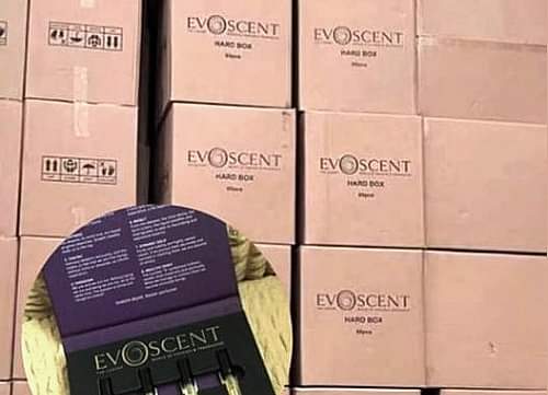 ArmandsGlobal's tweet photo. #Evoscent product arrived, congrats team! 
Next stop Franchise and tokens? 😉 https://t.co/2aMvdvH41O