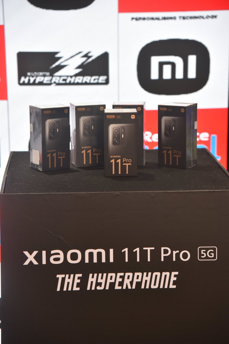 RelianceDigital's tweet photo. #TheHyperPhone is here and it is PRO in all sense! Here is a glimpse into the Xiaomi 11T Pro 5G launch at our Prabhadevi store in Mumbai with Priyank Sharma. https://t.co/hZ8ODf7u10