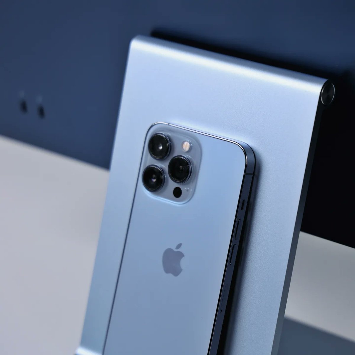 Chanux Bro tweet media