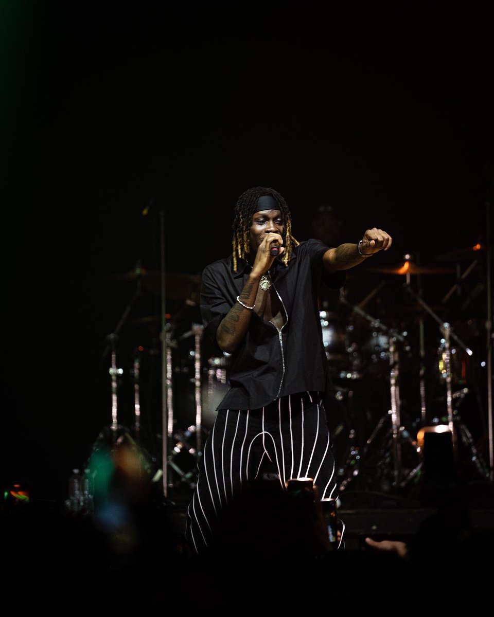 dukeconcept's tweet photo. @fireboydml #TheApolloTour Officially Kicked off last Night in Providence!!! The energy was real 🔥 Next Stop, New York Tonight!!! https://t.co/ZH8BahwIgg