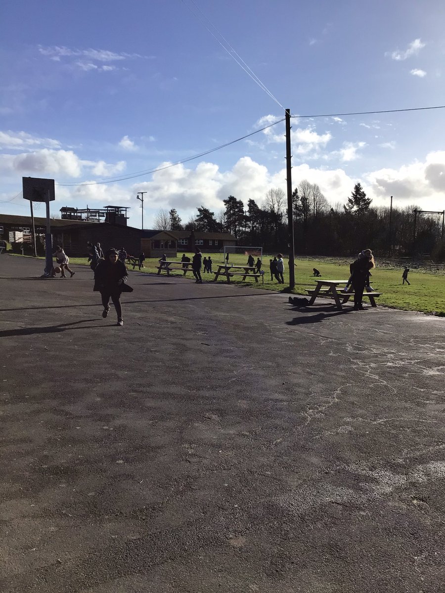 MrsJAndrews's tweet photo. @UplandsManor @ACUKPioneer some more free time before the next activity https://t.co/qdOQdtJfnV