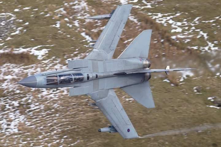 TornadoFlying's tweet image. Air Team Canon