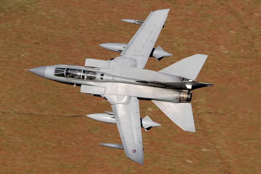 TornadoFlying's tweet image. Air Team Canon