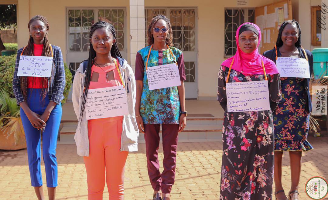 TiemtoreFarida's tweet photo. Notre association Les @heroinesdufaso a officiellement lancé “La Caravane des Héroïnes du Faso” qui vise à promouvoir la santé sexuelle et reproductive à Ouagadougou | Ziniare | Tenkodogo | Koudougou | Bobo-Dioulasso | Banfora 

#lesheroinesdufaso #VoixEssentielles #DSSR https://t.co/jcB2MQkgJu