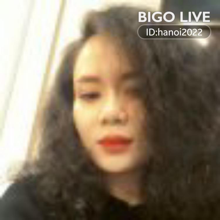 Tung4385's tweet photo. Mau lại đây #BIGOLIVE để xem buổi live của☘ᗩ🦢Thùy Dương và kết bạn mới nhé！ https://t.co/KS3HW88RFr https://t.co/bcmlVg4zE8