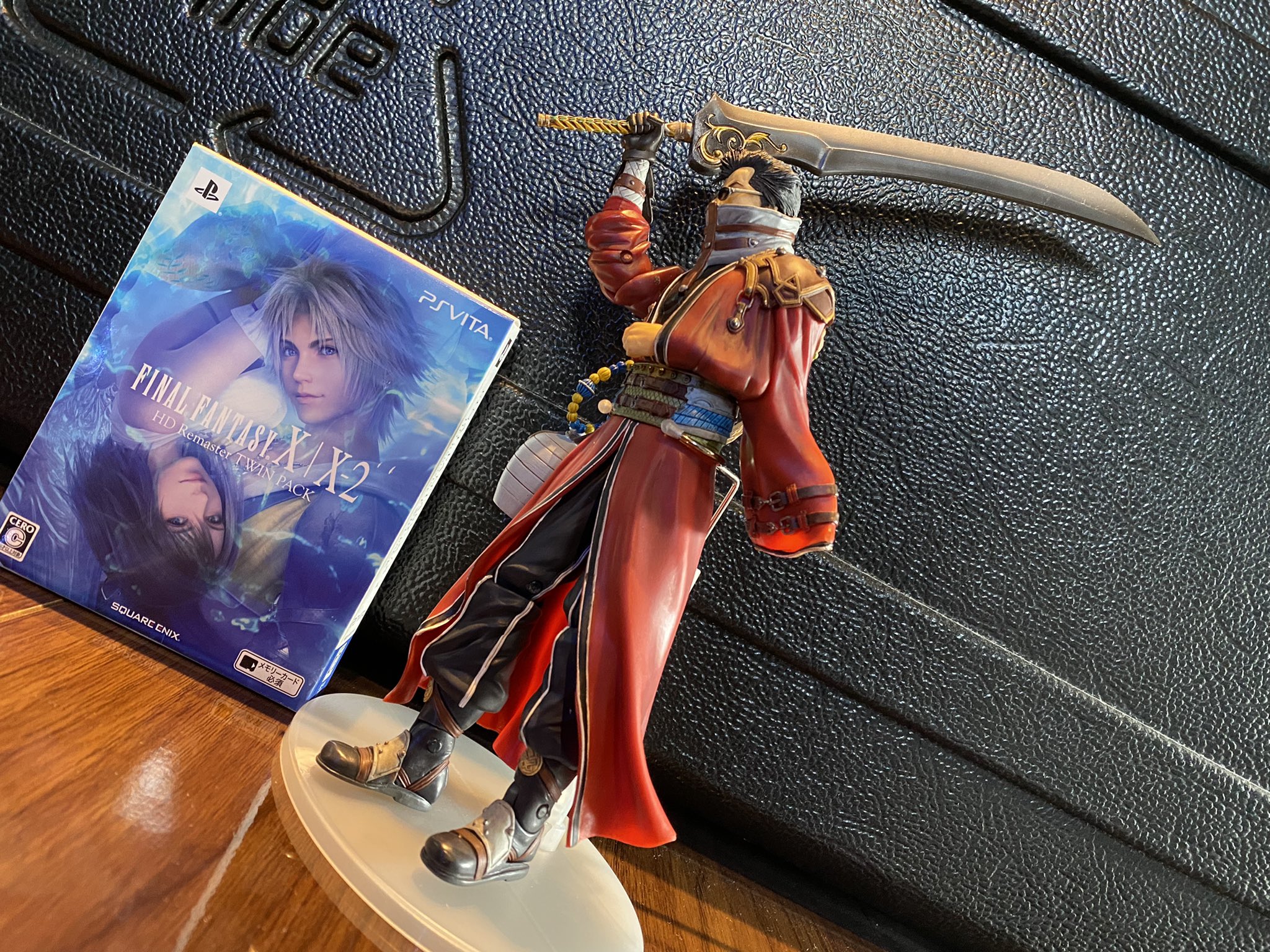 ファイナルファンタジーX-2 JOY アーロンー スタチュー フィギュア ファイナルファンタジーX-2 JOY アーロンー スタチュー フィギュア