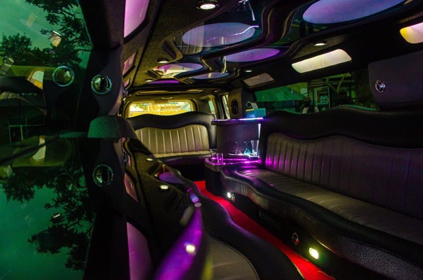MoranPride's tweet photo. Our limo interiors are to absolutely die for. Fancy &amp; Comfortable for you &amp; your squad. ☎️0733804504☎️
.
.
#limointerior #limoskenya #Juliani #helb #AFCON2021 #BlackOwnedBusiness #BlackHistoryMonth #Mejja #IkoKaziKE https://t.co/p37gBHBzW2