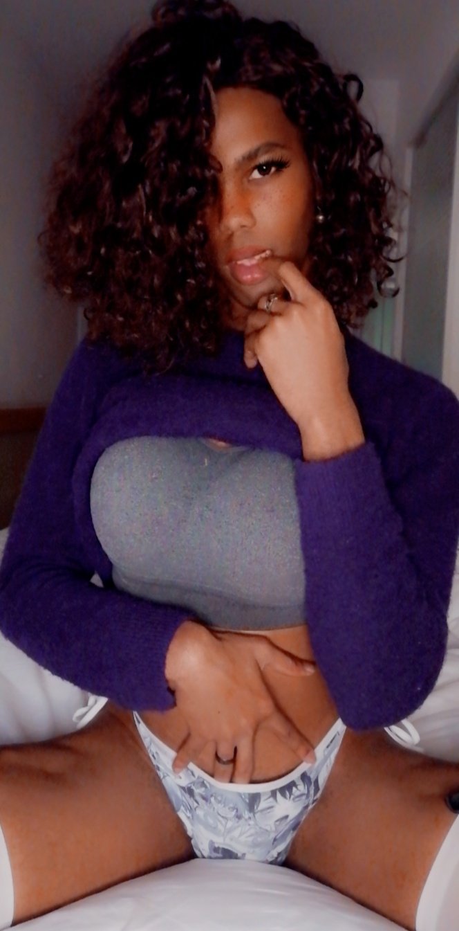 2 pic. Was kinda feeling cute today?t???? https://t.co/c7rucOKcZN