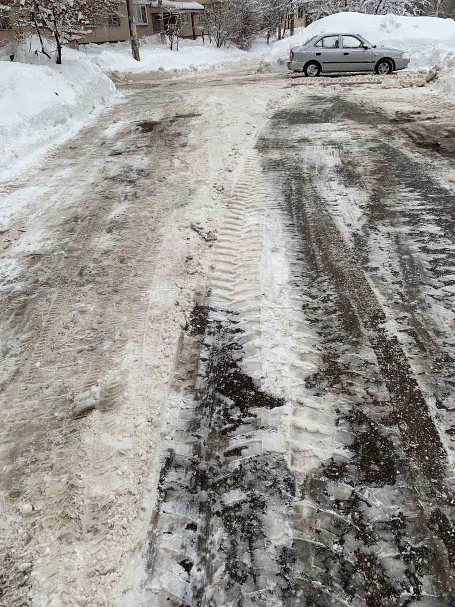 04.02.2022 Проспект Карла Маркса 465-467. Уборка снега. <a href="/Rudakov_i_a/">Рудаков Игорь Александрович</a> <a href="/gkh_kir63/">Отдел по ЖКХ и благоустройству</a> <a href="/gkh_kir63/">Отдел по ЖКХ и благоустройству</a>