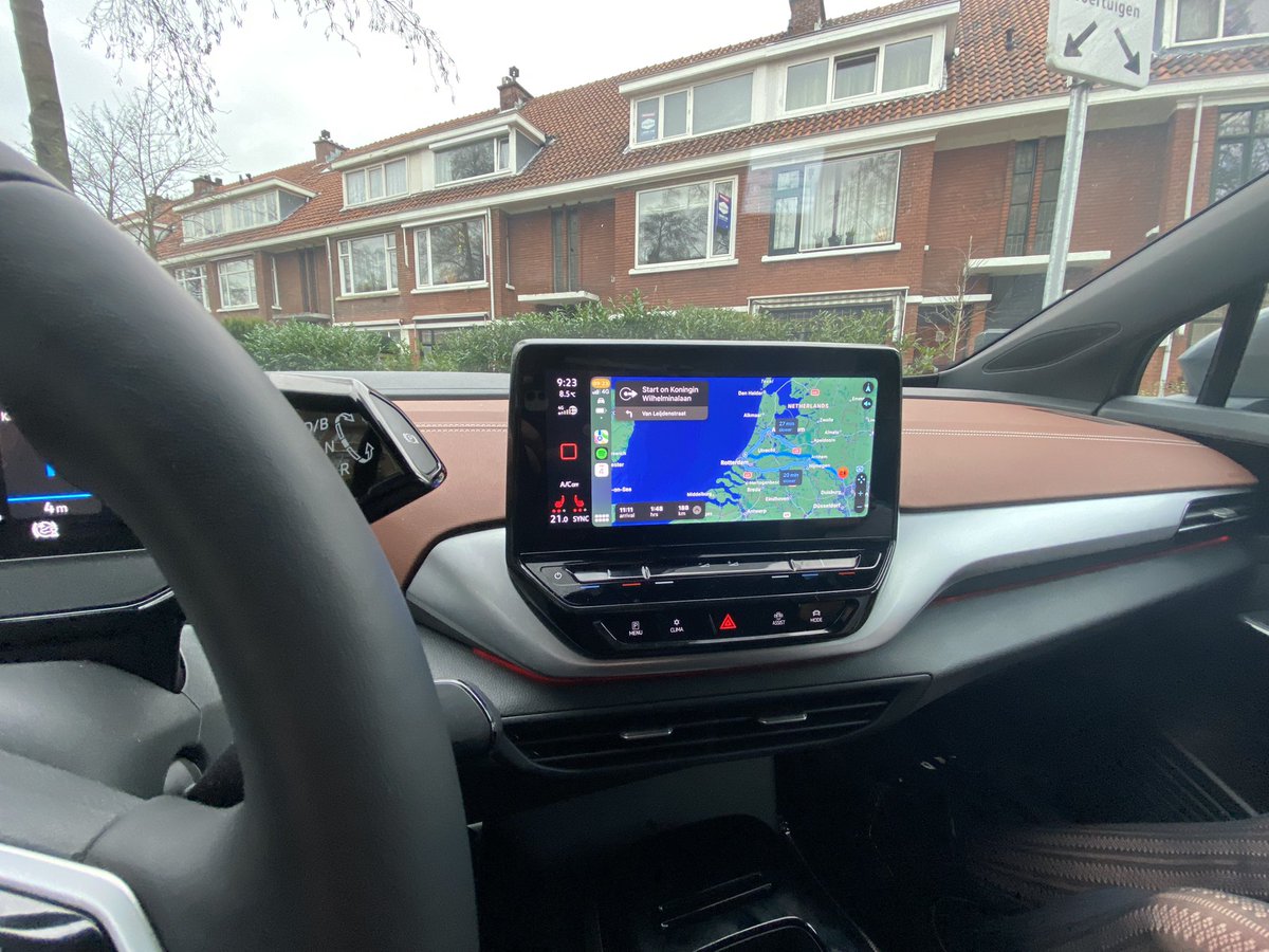 dcMits's tweet photo. Gonna do a ev-roadtrip to Cologne with the #ID4 https://t.co/bhyte2zVvj